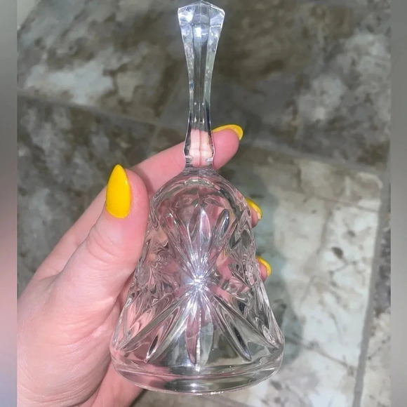 Crystal Glass Hollow Bell with Firework Design Pattern no brand no flaws NWOT - Picture 6 of 12
